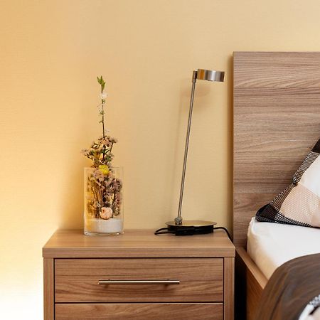 Hotel Restaurant Sokrates Güttingen エクステリア 写真