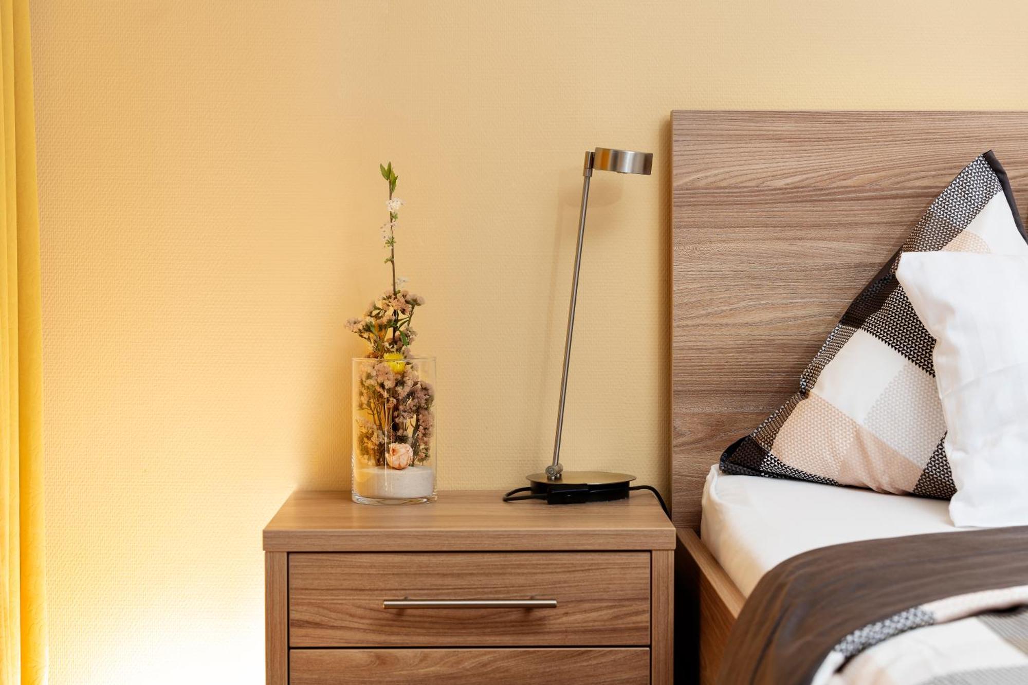 Hotel Restaurant Sokrates Güttingen エクステリア 写真